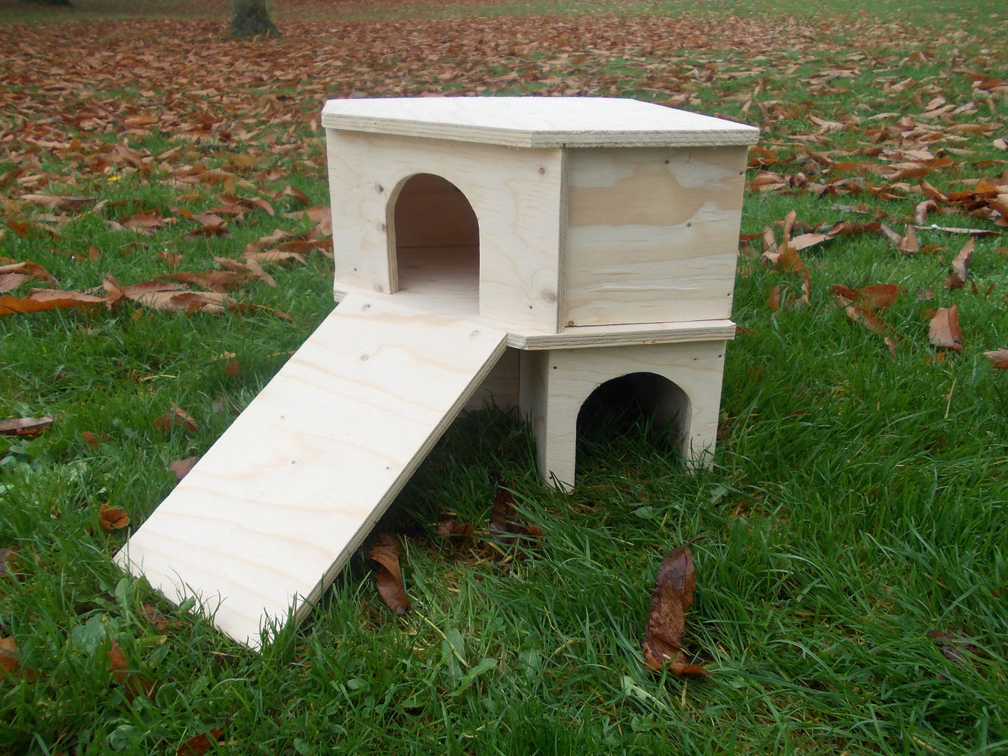 Guinea Pig House Two Tier with Ramp.