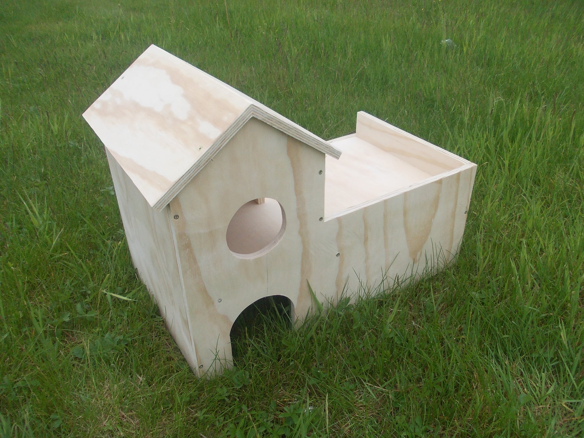 Guinea Pig House Two Tier with Ramp.