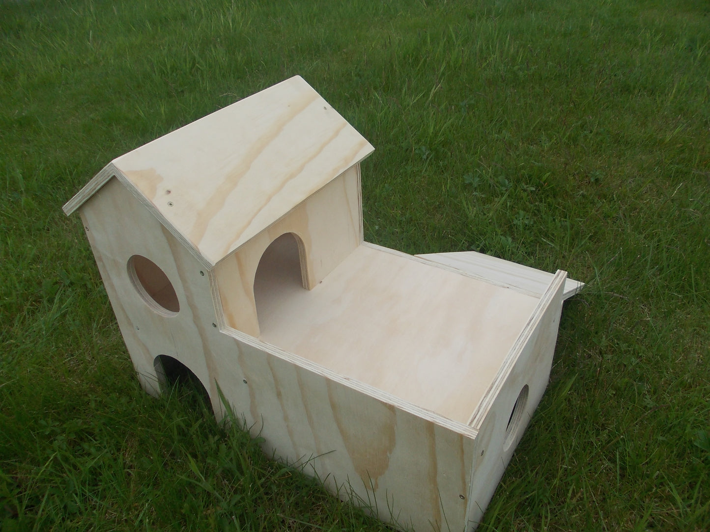 Guinea Pig House Two Tier with Ramp.